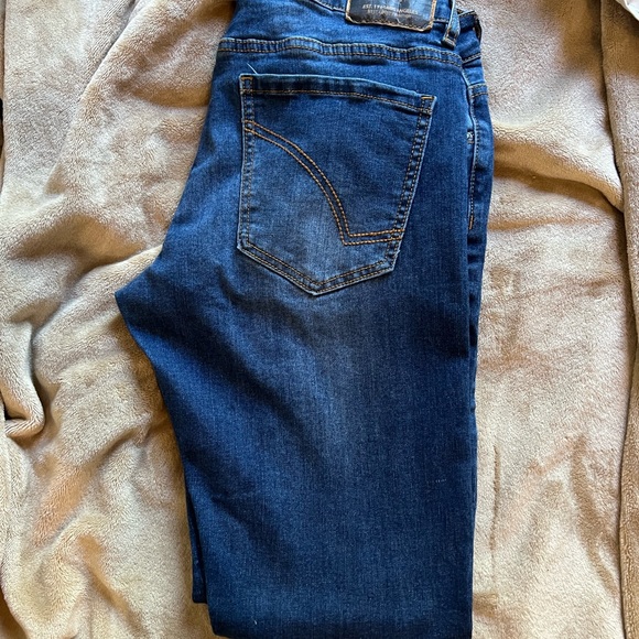 Womens jeans - Picture 3 of 3